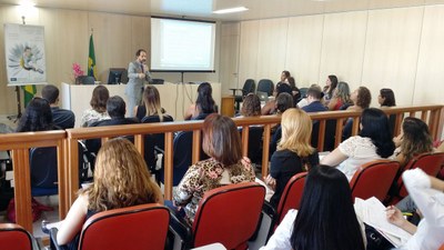 Você está visualizando atualmente Centro Judiciário da Mulher leva Lei Maria da Penha a escolas de Ceilândia